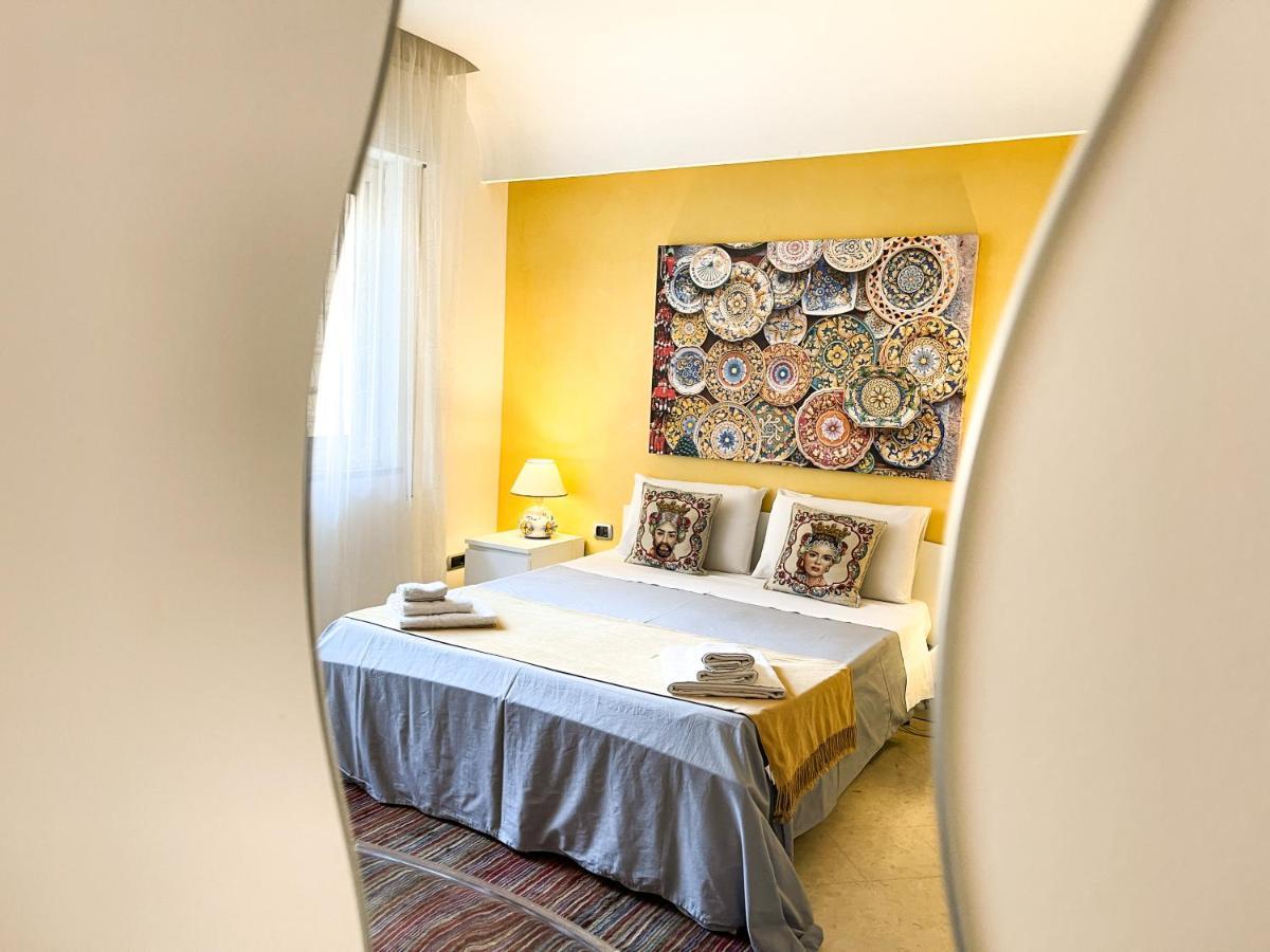 Al Politeama Rooms B&B Палермо Экстерьер фото